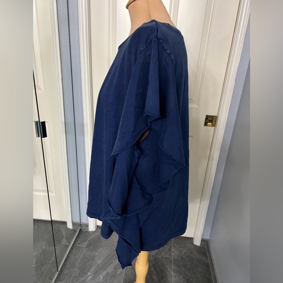 Frayed Jeans Flutter Sleeve Ruffle Top - Picture 5 of 9